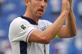 免费直播-英格兰将在主场迎战波兰，力争晋级机会的简单介绍